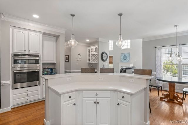 15585 Fox Cove Cir, Moseley, VA 23120