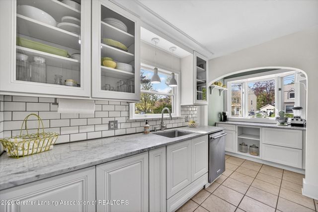 439 Collingwood Drive, East Lansing, MI 48823