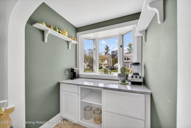 439 Collingwood Drive, East Lansing, MI 48823