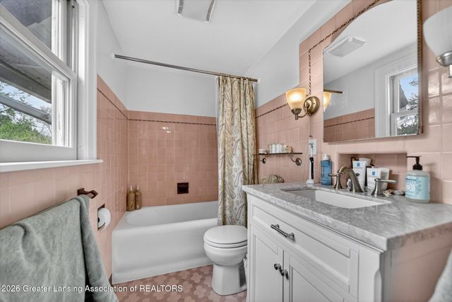 439 Collingwood Drive, East Lansing, MI 48823