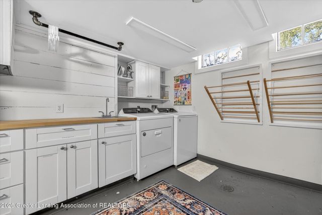 439 Collingwood Drive, East Lansing, MI 48823