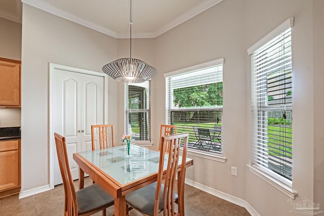 5492 Covered Bridge Ln, Pace, FL 32571