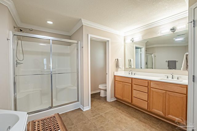 5492 Covered Bridge Ln, Pace, FL 32571