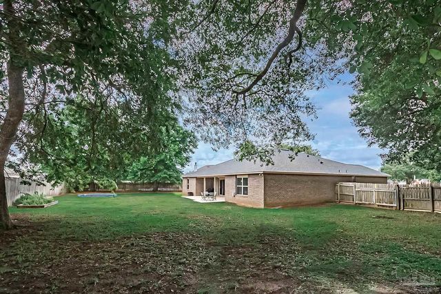 5492 Covered Bridge Ln, Pace, FL 32571