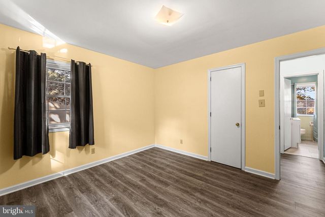 310 E GWYNNFIELD RD, Tappahannock, VA 22560