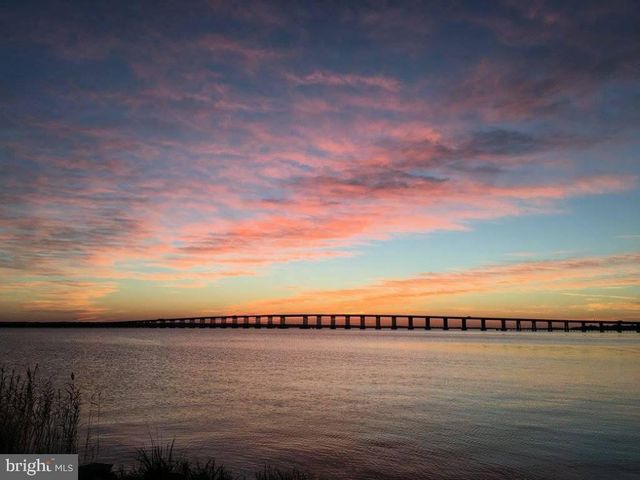 310 E GWYNNFIELD RD, Tappahannock, VA 22560