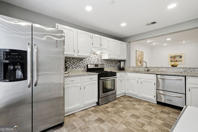 1355 N Crossing Drive NE, Atlanta, GA 30329