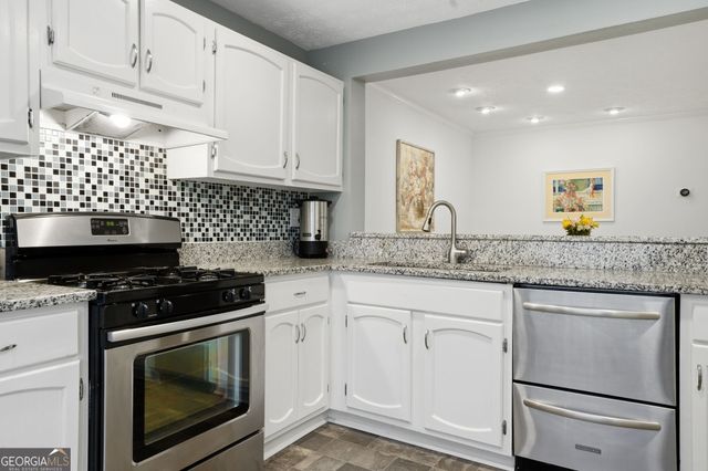 1355 N Crossing Drive NE, Atlanta, GA 30329