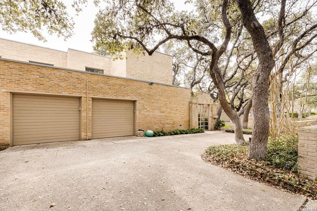7110 Poniente Ln, San Antonio, TX 78209