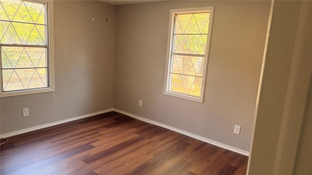 806 W Atchley Avenue, Alvarado, TX 76009