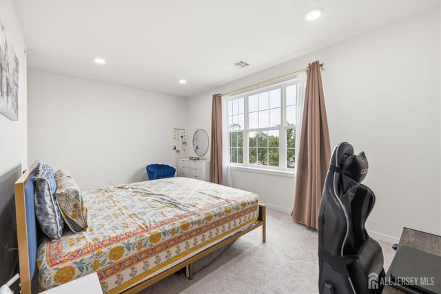 147 Lorhan Drive, Piscataway, NJ 08854