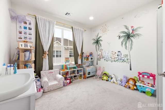 147 Lorhan Drive, Piscataway, NJ 08854