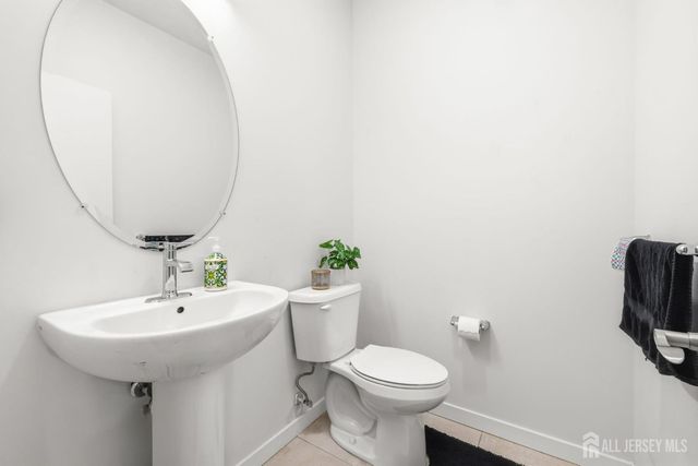 147 Lorhan Drive, Piscataway, NJ 08854