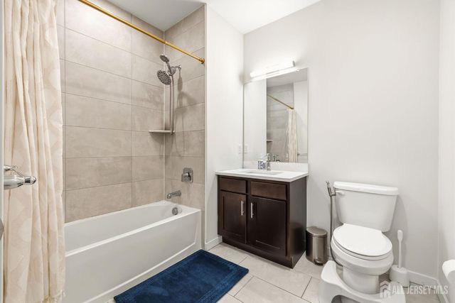 147 Lorhan Drive, Piscataway, NJ 08854