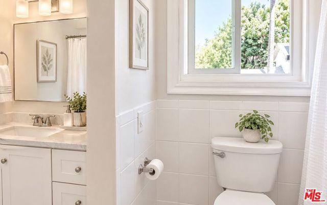 19913 Lures Lane, Huntington Beach, CA 92646