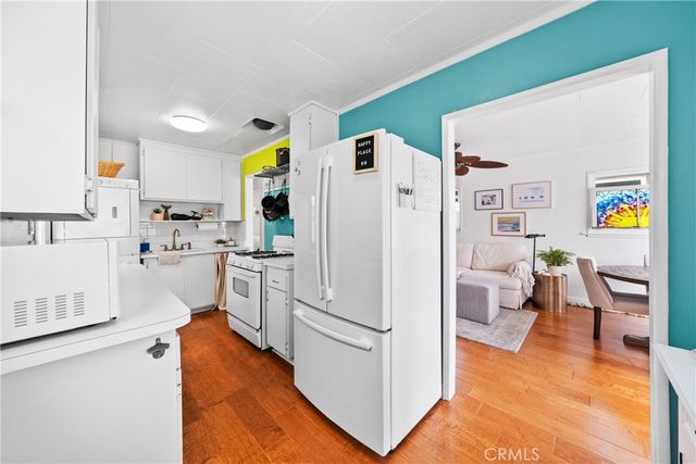 218 11th, Huntington Beach, CA 92648