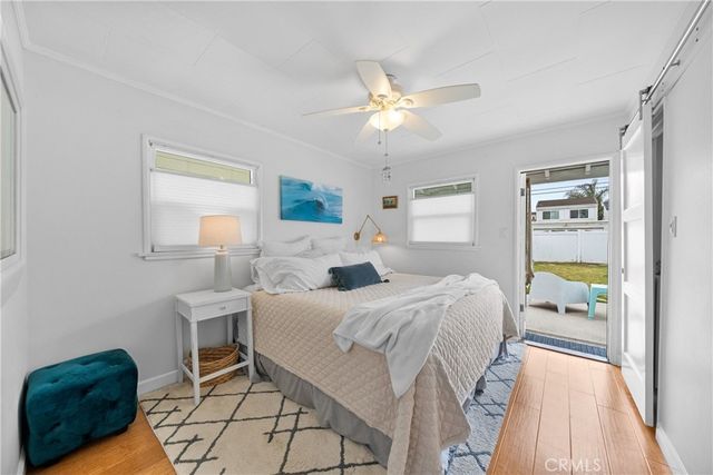218 11th, Huntington Beach, CA 92648