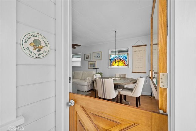 218 11th, Huntington Beach, CA 92648
