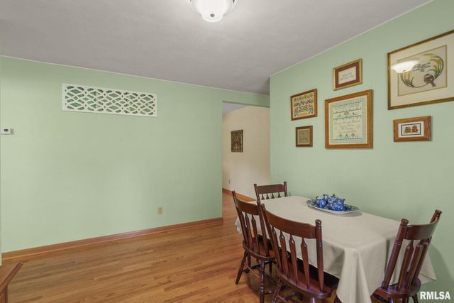 4123 N LINWOOD Avenue, Davenport, IA 52806