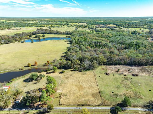 2366 VZ County Road 1508, Van, TX 75790