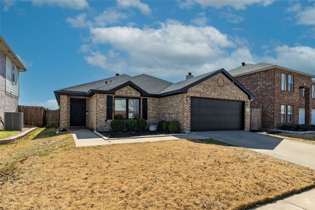 4116 Fossile Butte Drive, Fort Worth, TX 76244
