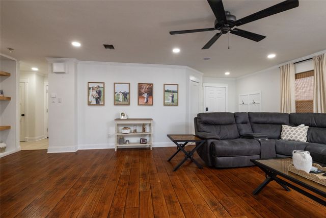 4116 Fossile Butte Drive, Fort Worth, TX 76244