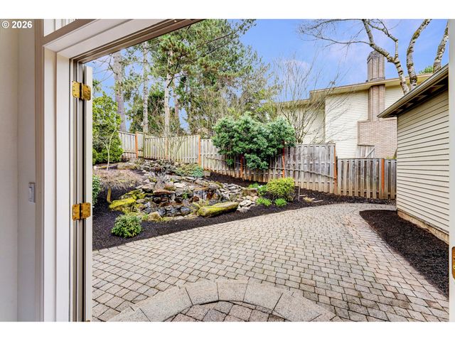 14488 PFEIFER Dr, Lake Oswego, OR 97035