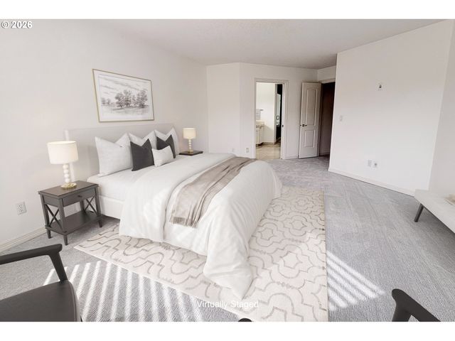 14488 PFEIFER Dr, Lake Oswego, OR 97035