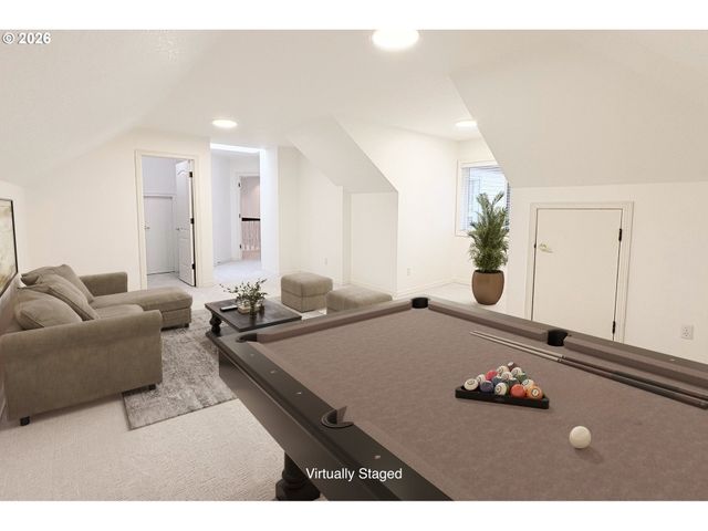 14488 PFEIFER Dr, Lake Oswego, OR 97035