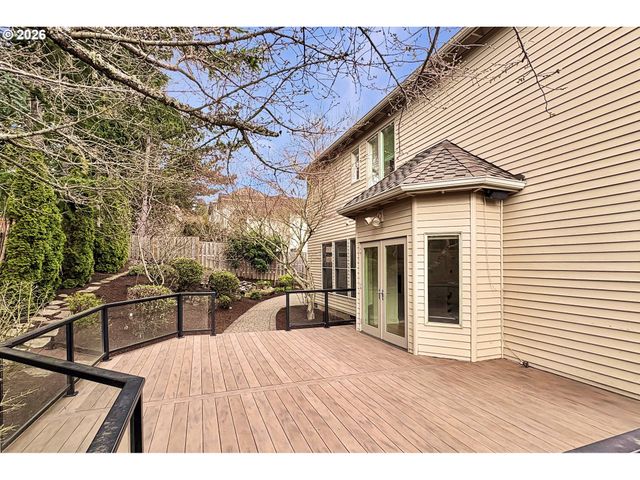 14488 PFEIFER Dr, Lake Oswego, OR 97035