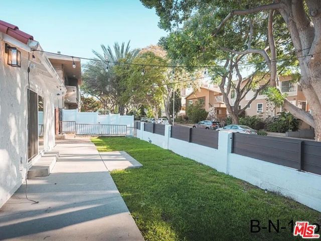 923 N Stanley Avenue A+B, West Hollywood, CA 90046