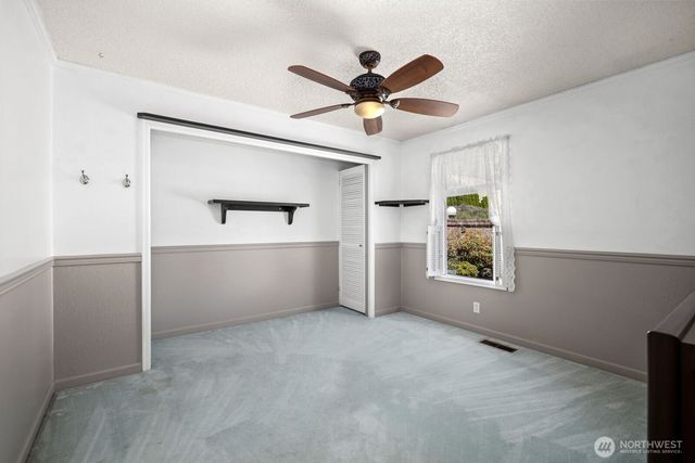 6899 Navajo Trail NE, Bremerton, WA 98311