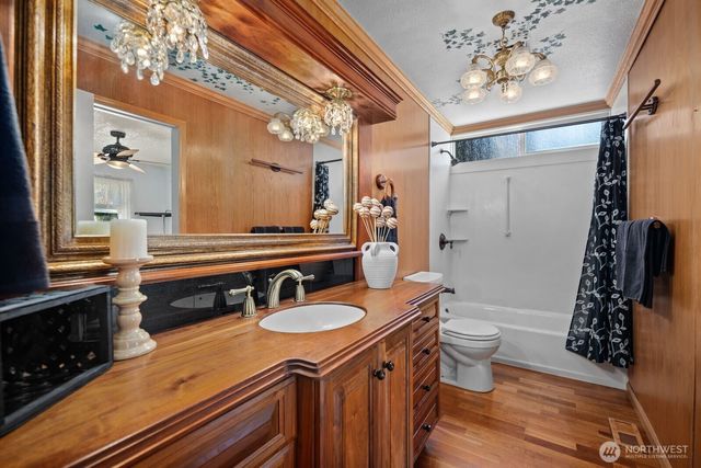 6899 Navajo Trail NE, Bremerton, WA 98311