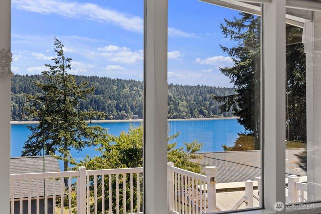 6899 Navajo Trail NE, Bremerton, WA 98311