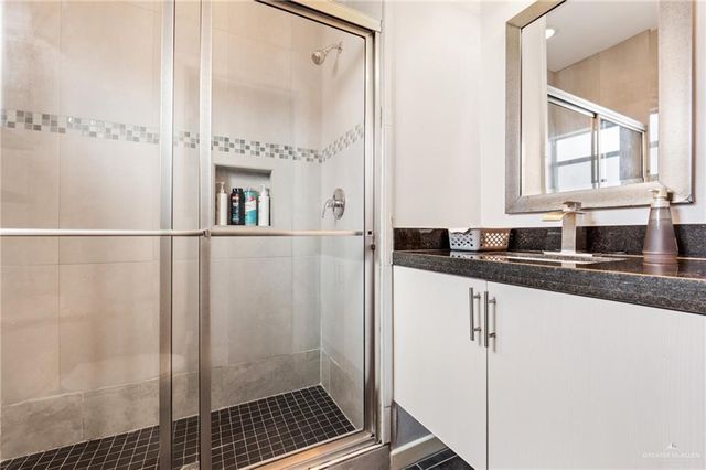 1313 Daffodil Avenue B, Mcallen, TX 78501