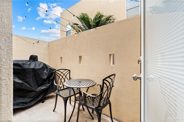 1313 Daffodil Avenue B, Mcallen, TX 78501