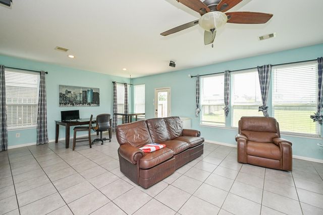 7007 Flewellen Falls Lane, Spring, TX 77379