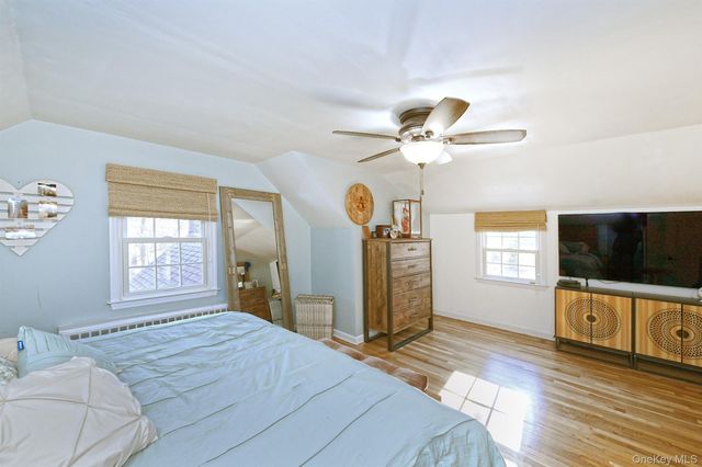 12 Darling Avenue, Smithtown, NY 11787