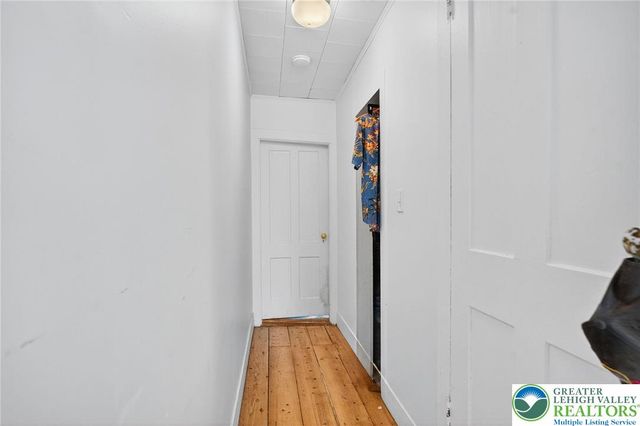 10 South Broad Street, Bangor Boro, PA 18013