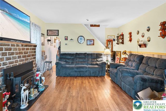 10 South Broad Street, Bangor Boro, PA 18013