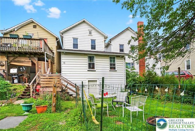 10 South Broad Street, Bangor Boro, PA 18013