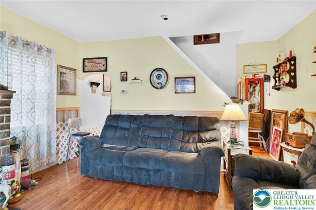 10 South Broad Street, Bangor Boro, PA 18013
