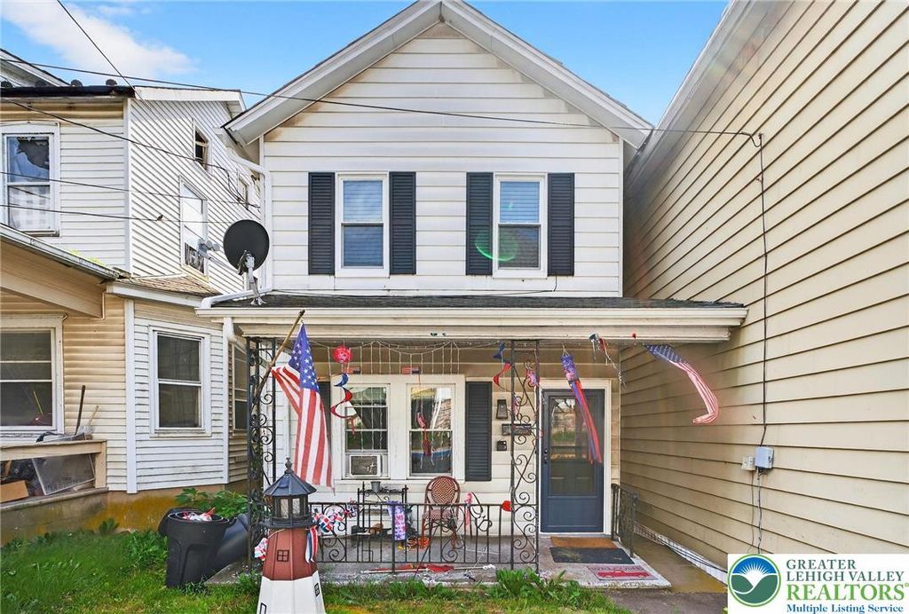 10 South Broad Street, Bangor Boro, PA 18013