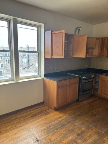 2856 W Roosevelt Road 3-Rear, Chicago, IL 60612