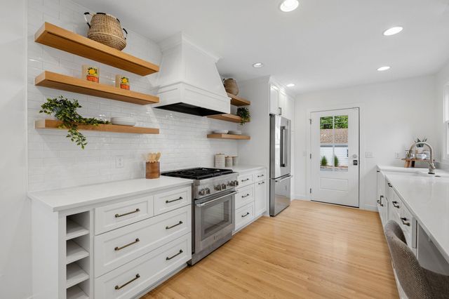 2616 Inglewood Avenue S, Saint Louis Park, MN 55416