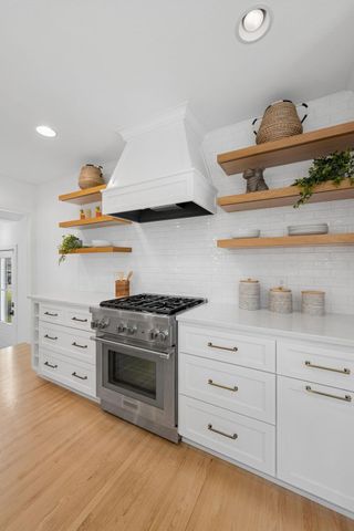 2616 Inglewood Avenue S, Saint Louis Park, MN 55416