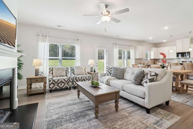 1331 Stephens View Drive, Loganville, GA 30052