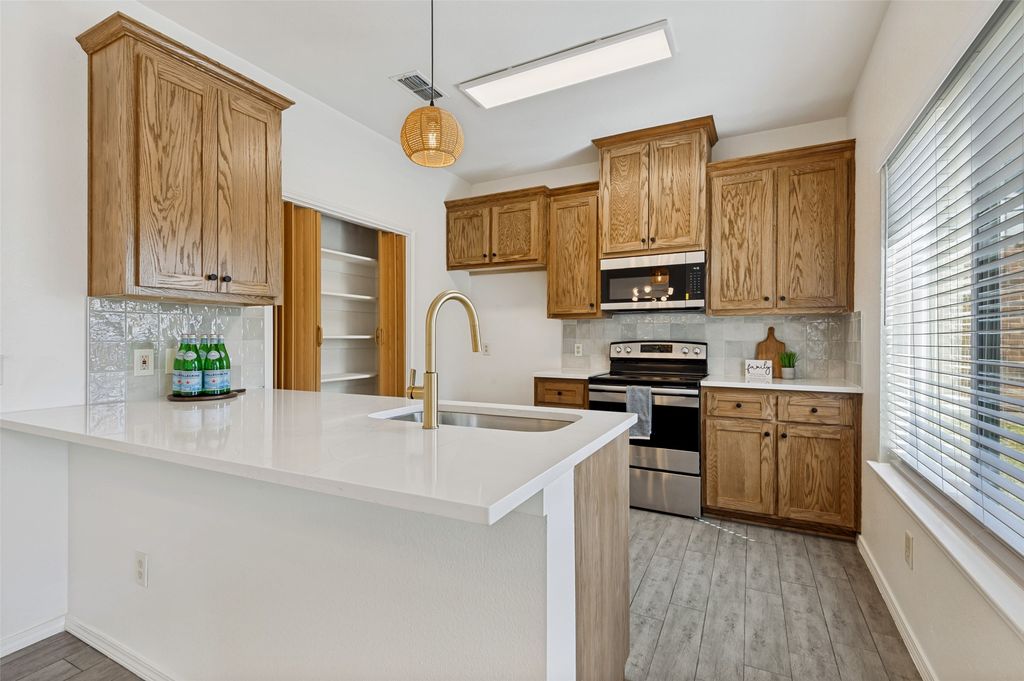 3503 Hudson Drive, Arlington, TX 76015