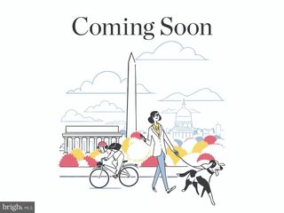 5512 FLAG RUN DR, Springfield, VA 22151