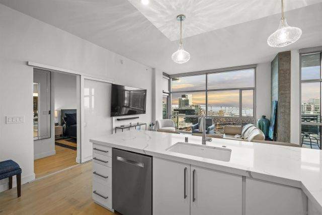 800 The Mark 2306, San Diego, CA 92101